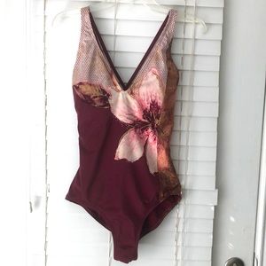 Carmen Marc Valvo Swimsuit Gilded Garden One Piece Floral Plus SZ 14